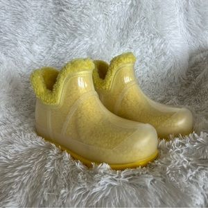 UGG BOOTS Weather proof shoes